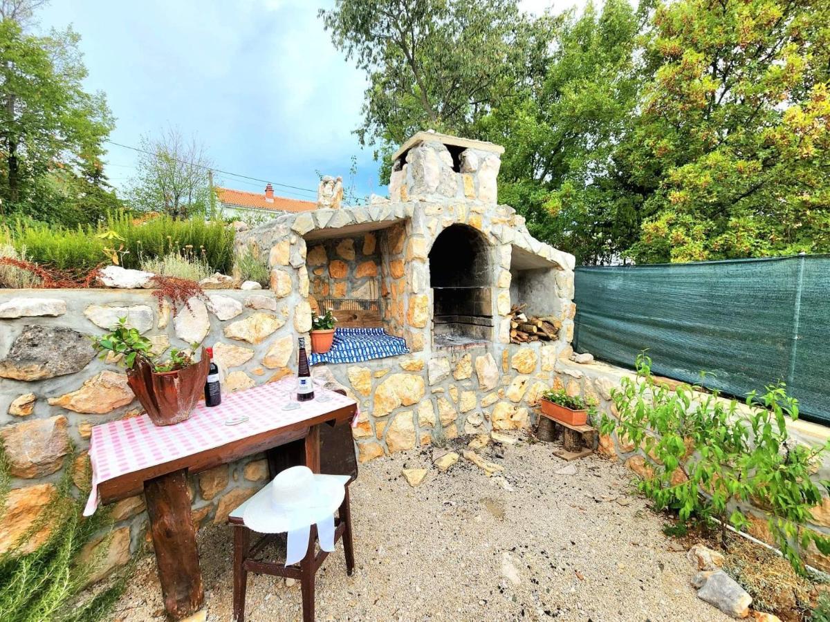 Iva Apartmán